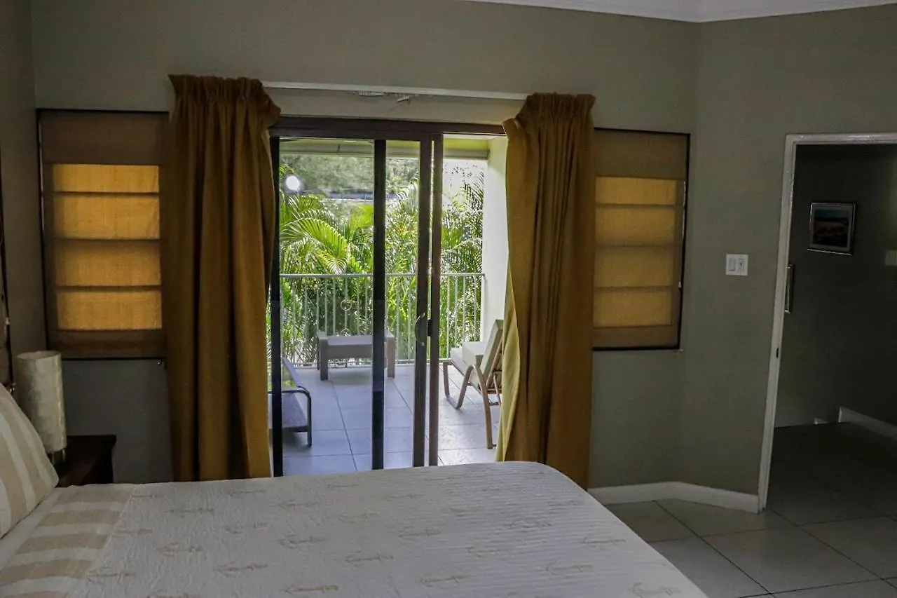 Water Mills- Beach Apartments Mammee Bay