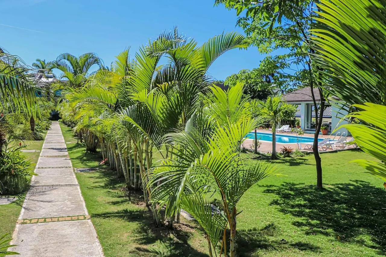 Water Mills- Beach Apartments Mammee Bay